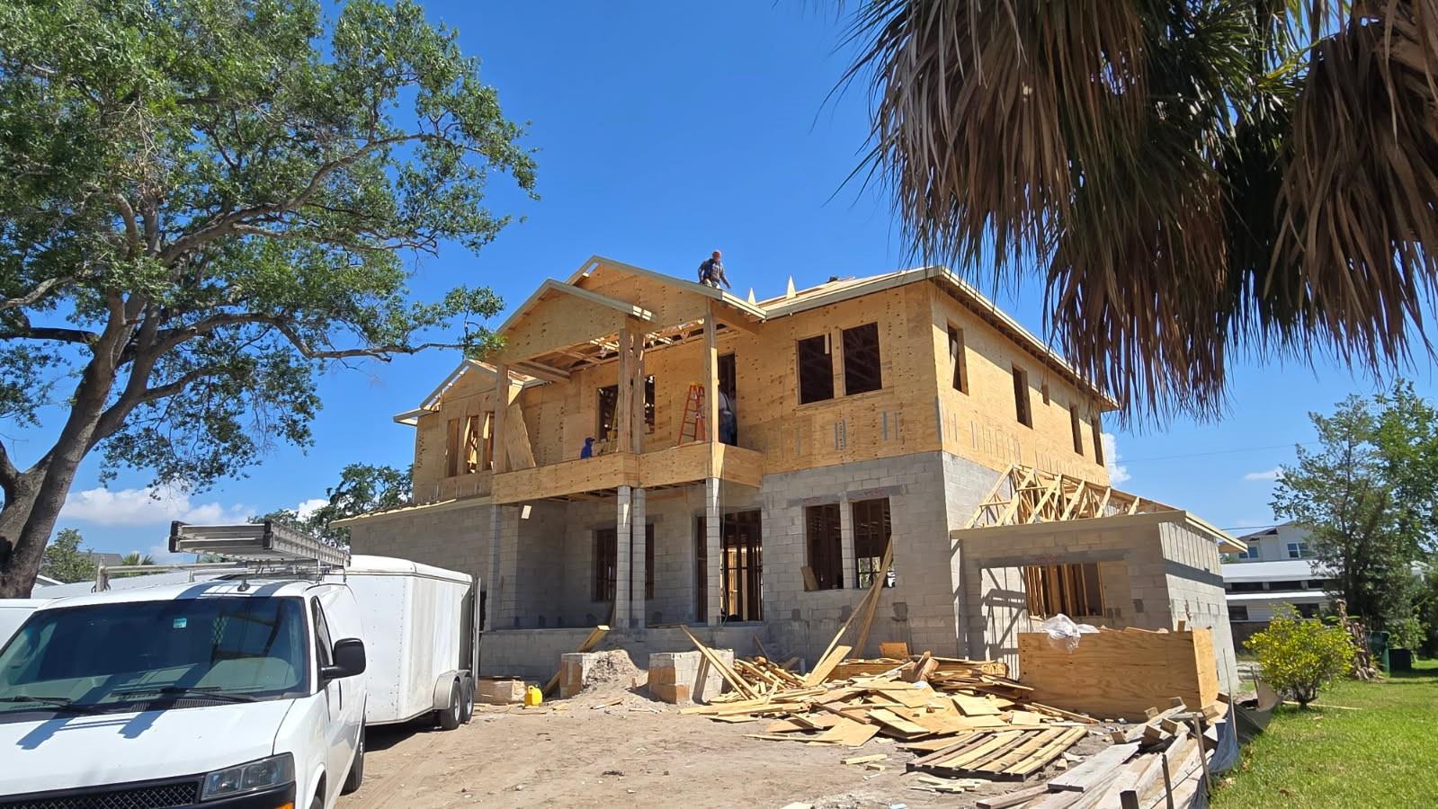 Image 6 of 6 For 567 Luzon Avenue