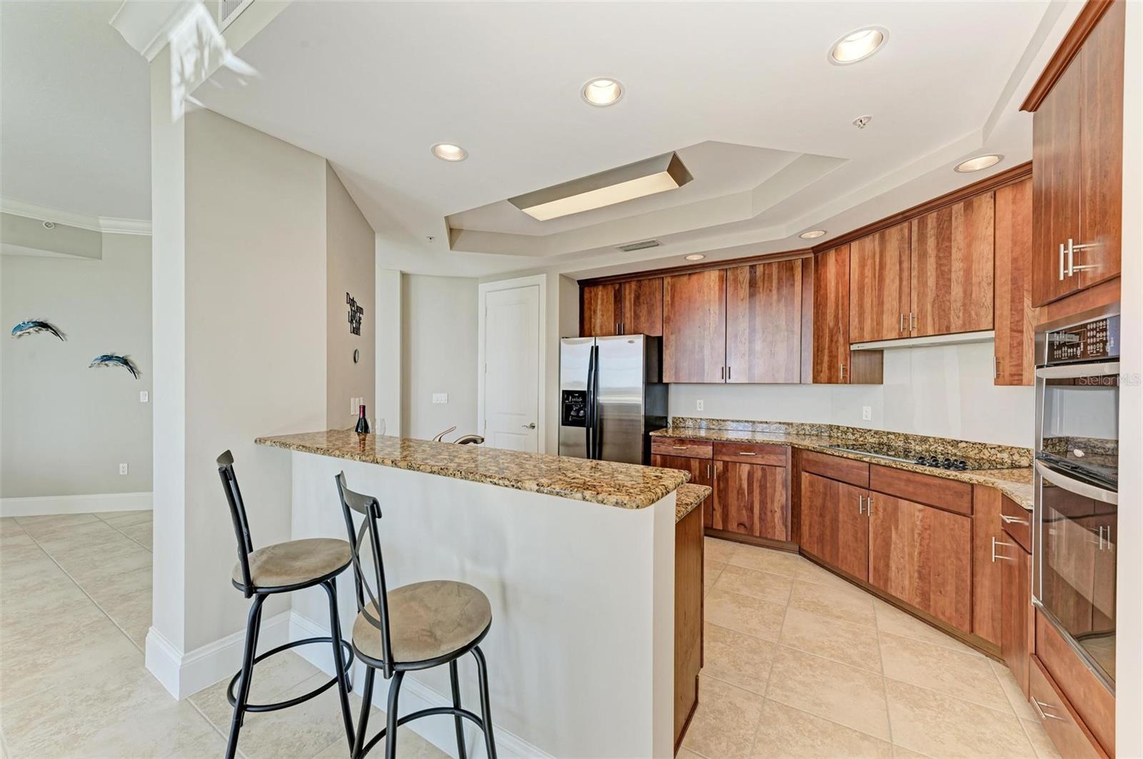 Listing photo id 9 for 140 Riviera Dunes Way 404