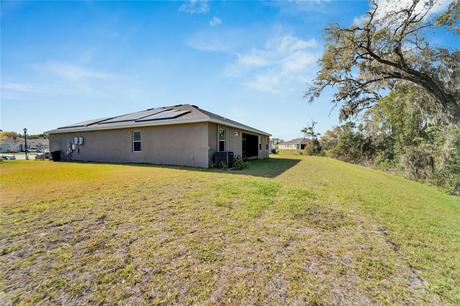 Listing photo id 64 for 14069 Wineberry Drive