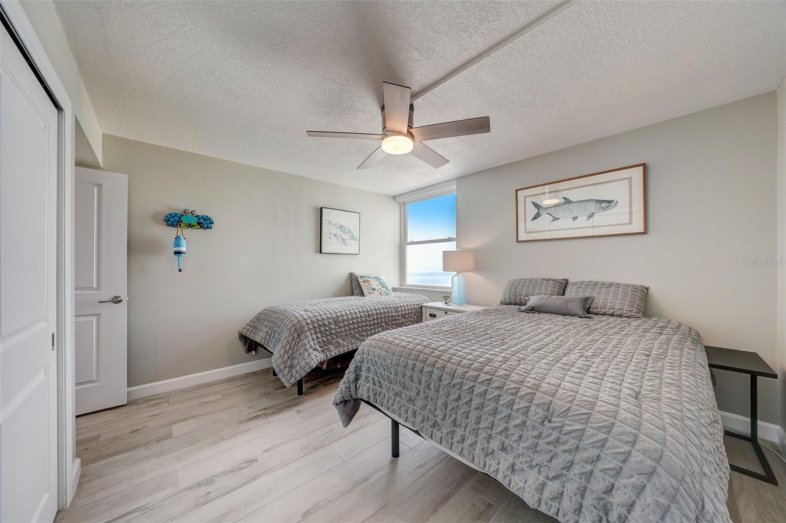 Image 41 of 66 For 17408 Gulf Boulevard 601