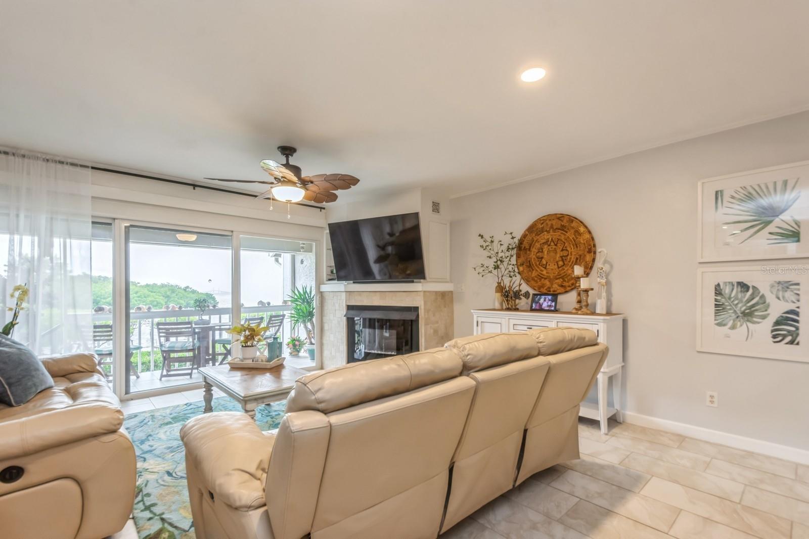 Image 10 of 65 For 1355 Pinellas Bayway S 4