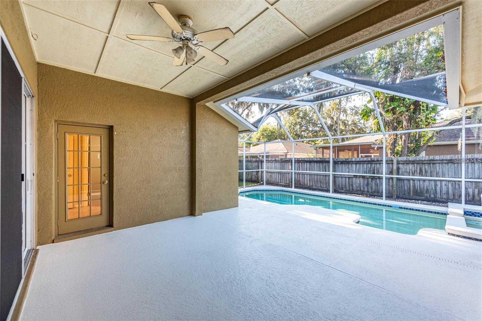 Listing photo id 19 for 2634 Brookville Drive