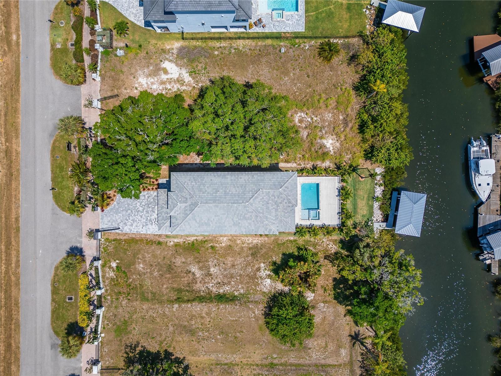 Image 84 of 93 For 548 Estuary Shore Lane