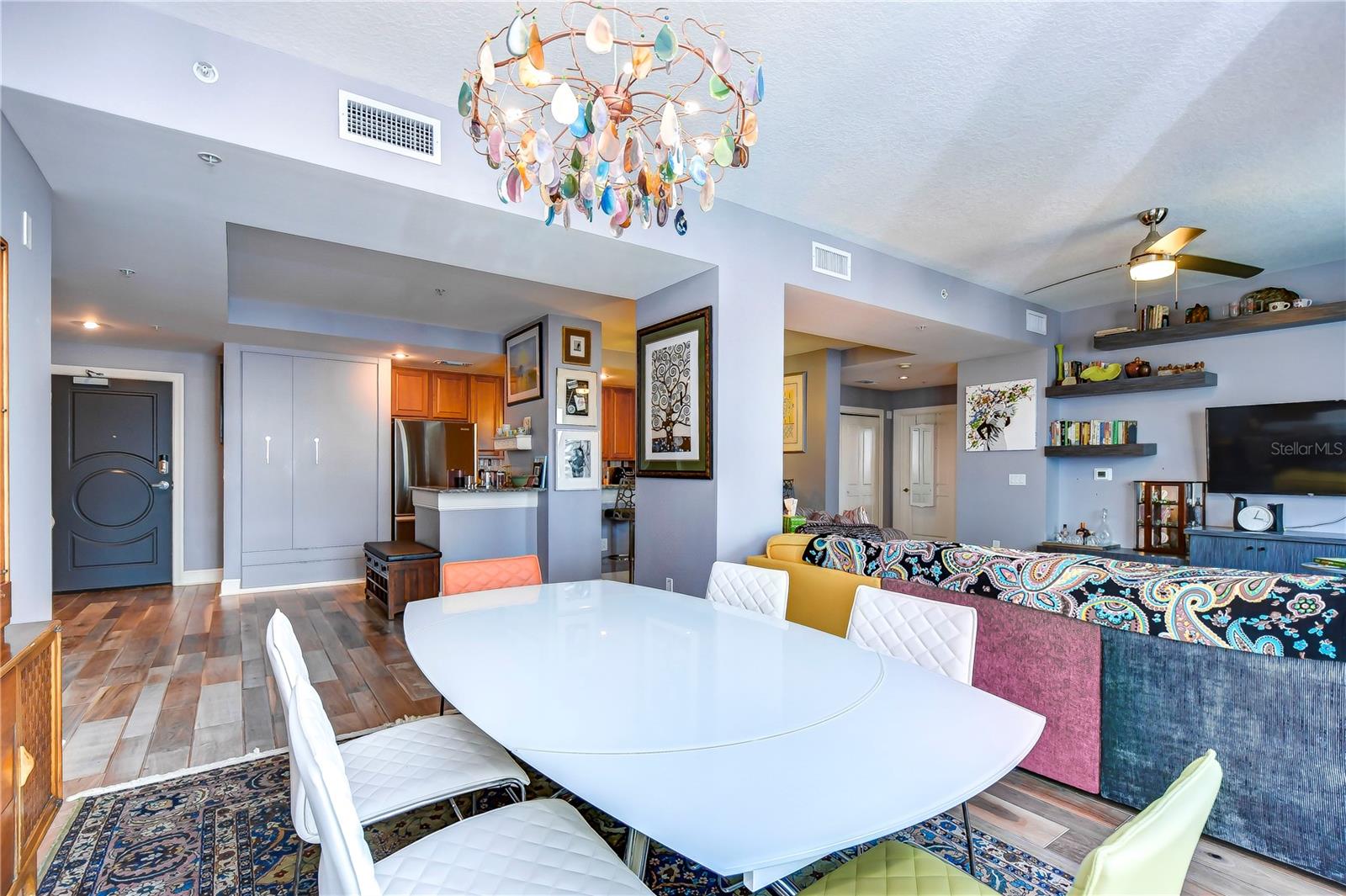 Listing photo id 21 for 1238 Kennedy Boulevard 702