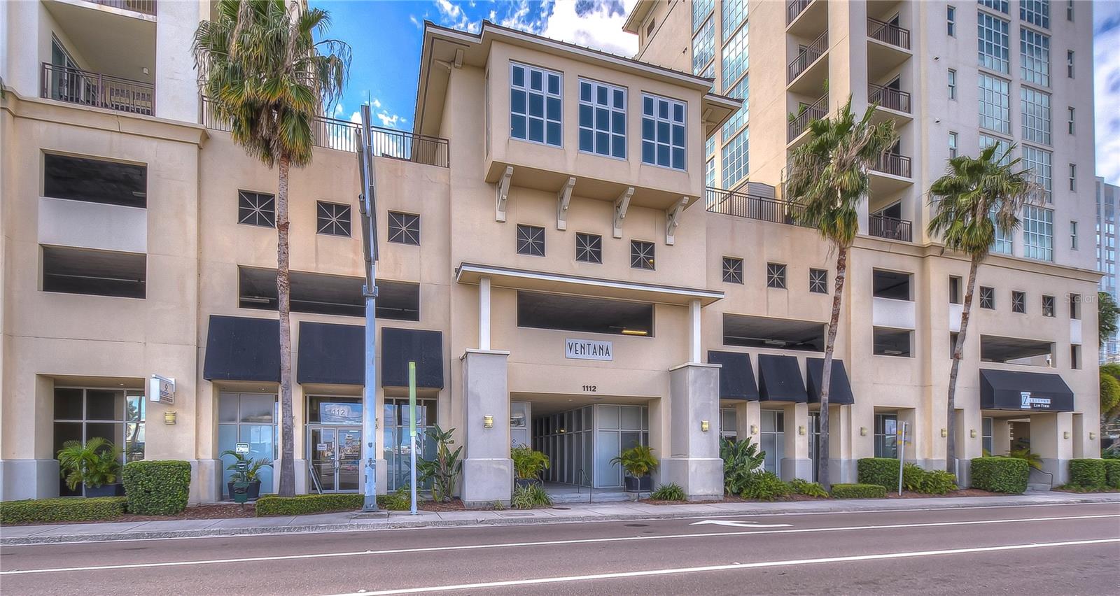 Listing photo id 1 for 1238 Kennedy Boulevard 702