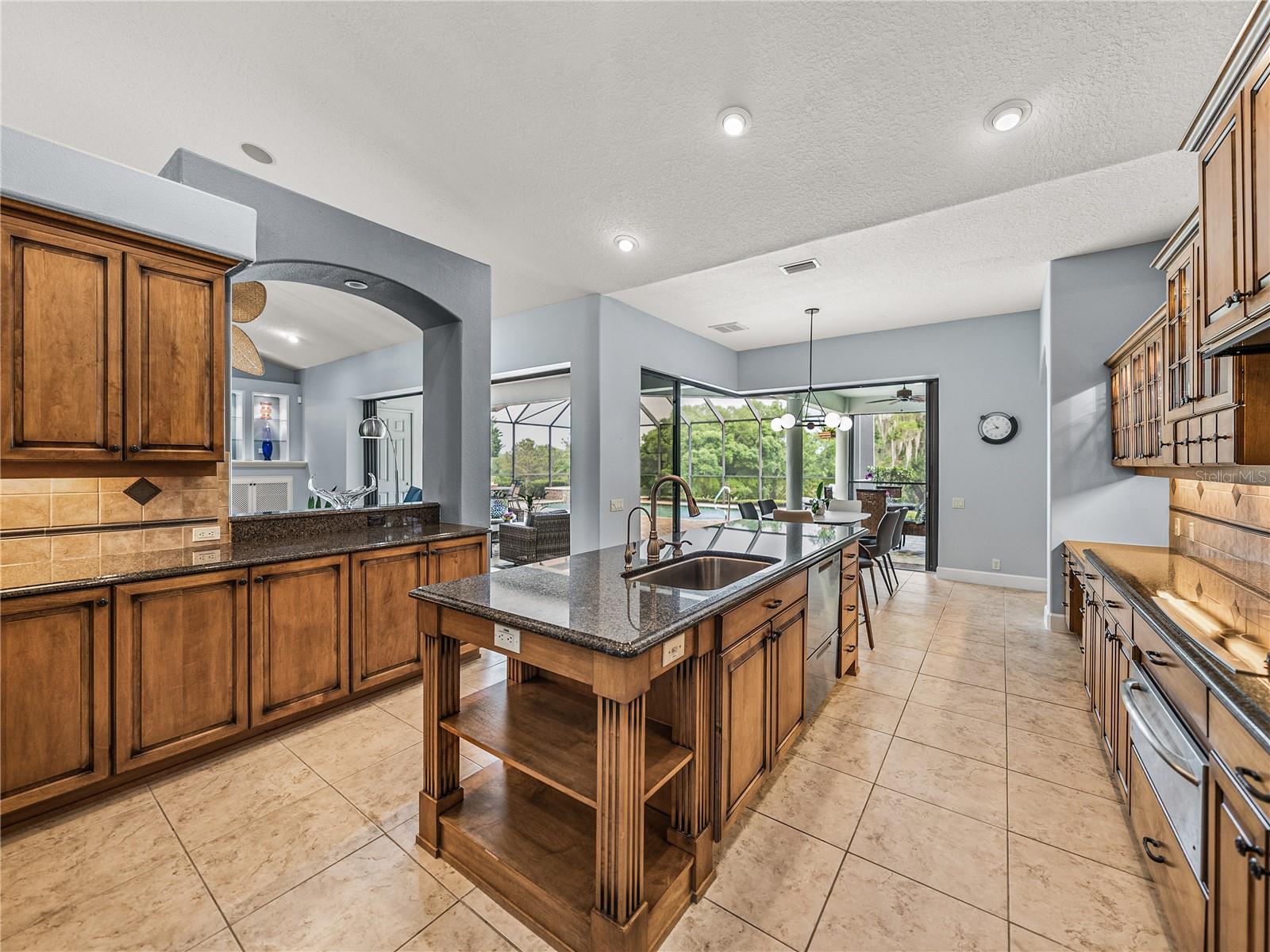 Listing photo id 20 for 13551 Carnoustie Circle