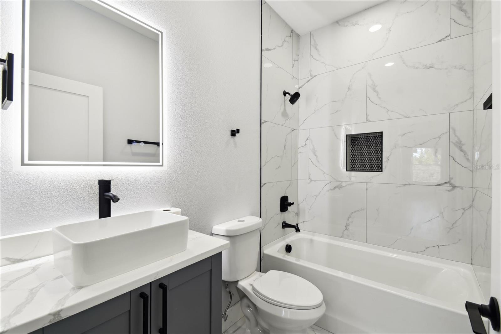 Listing photo id 10 for 3230 Azalea Drive  Lot 13