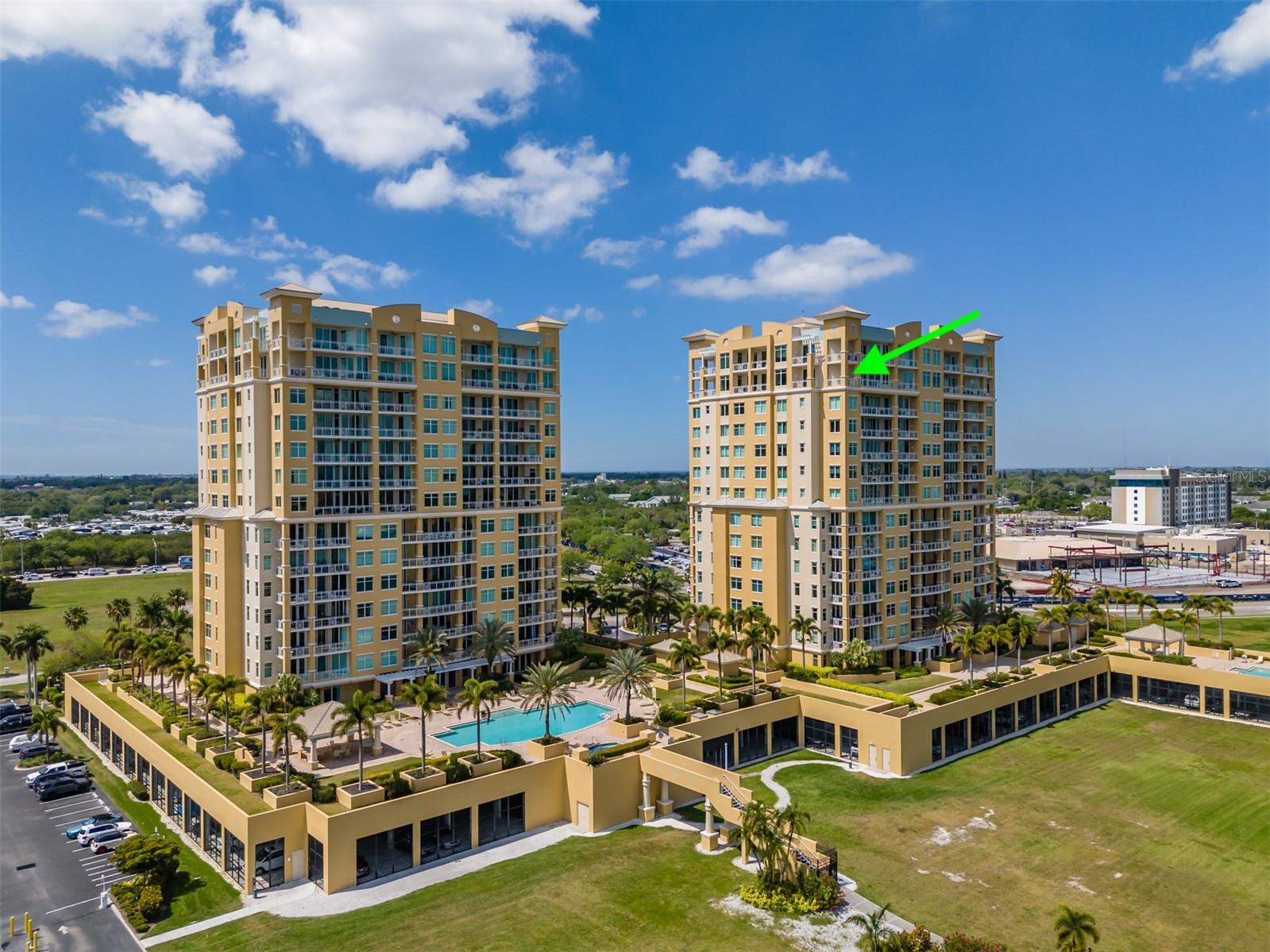 Listing photo id 36 for 140 Riviera Dunes Way 1403