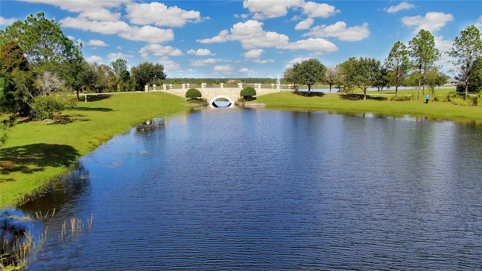 Listing photo id 27 for 5112 Lake Toscana Drive