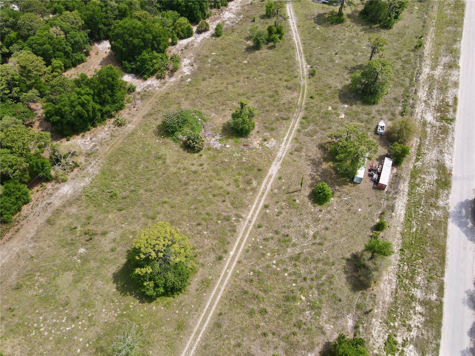 Listing photo id 6 for 18824 County Line Road