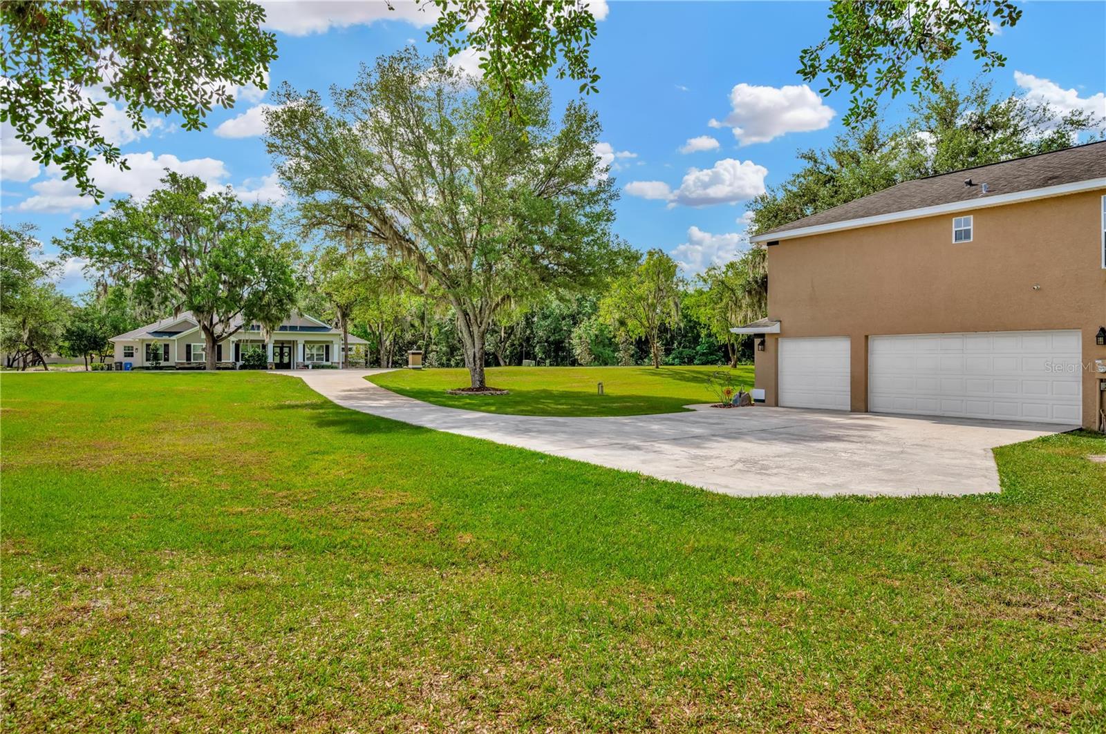 Listing photo id 43 for 2606 Martucci Road