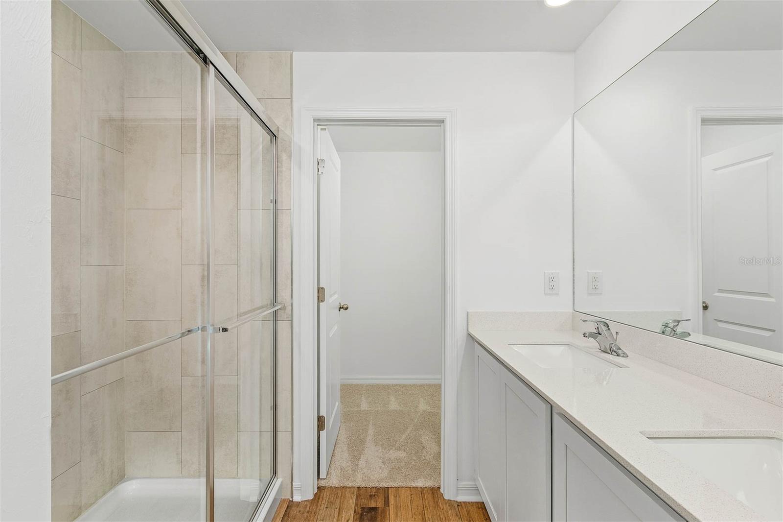 Image 6 of 9 For 13371 Drysdale Avenue