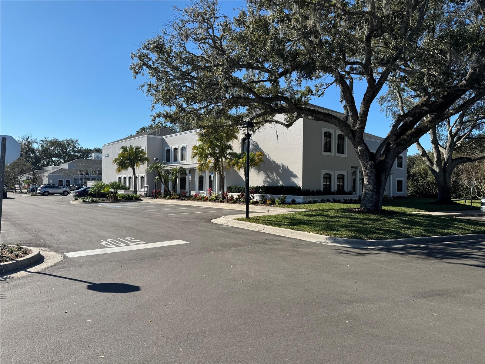 Image 5 of 9 For 15434 Florida Avenue