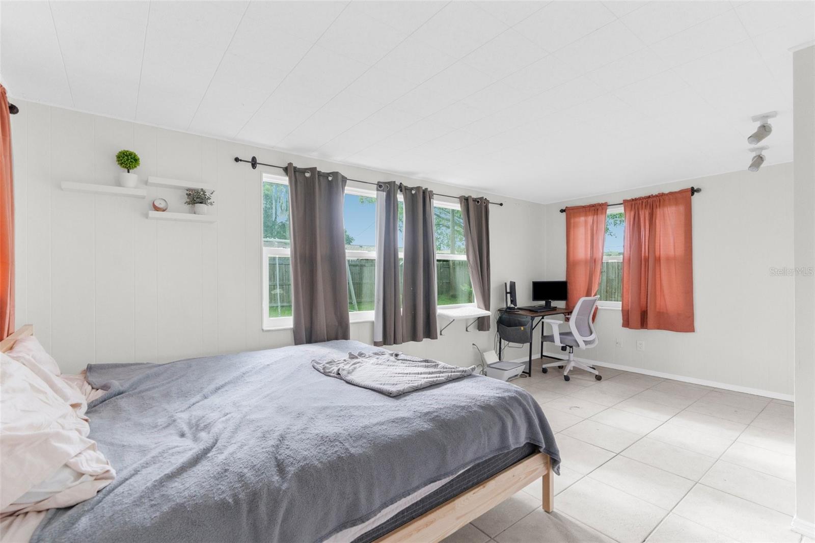 Image 18 of 24 For 8514 108th Street