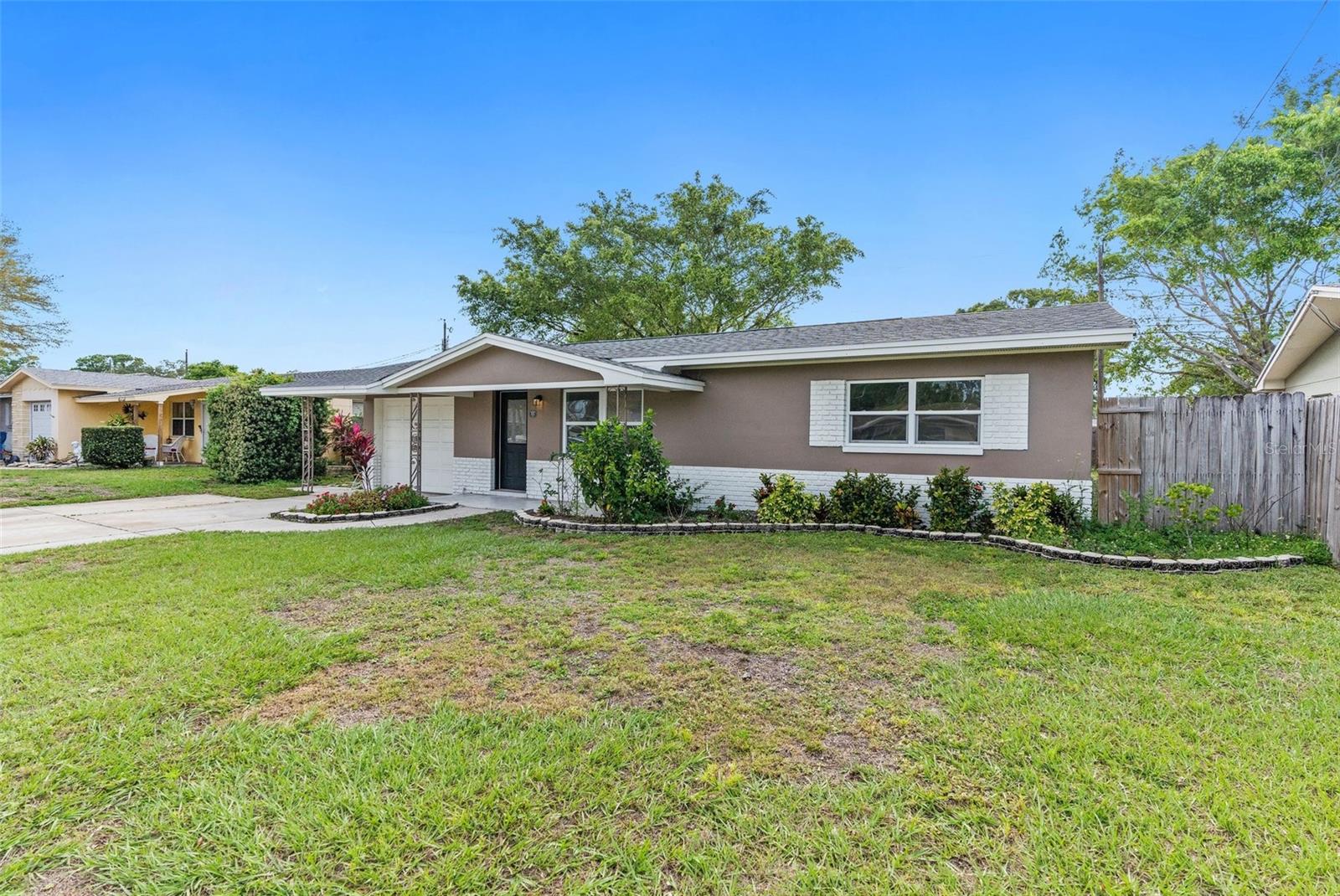 Image 23 of 24 For 8514 108th Street