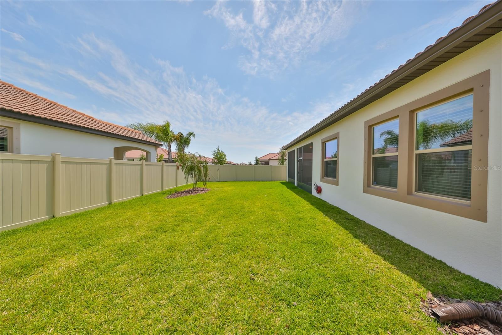 Listing photo id 45 for 17152 Scuba Crest Street