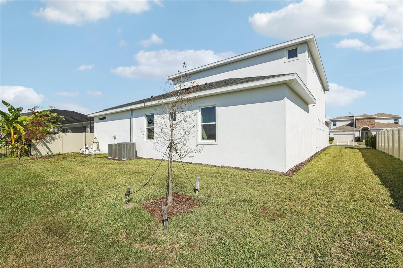 Listing photo id 62 for 32298 Wetland Bird View