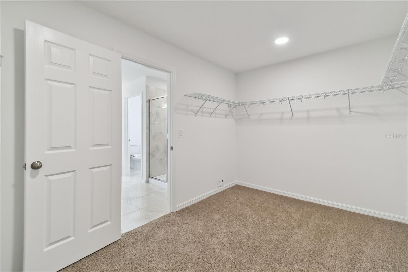 Listing photo id 28 for 4939 Eagle Rock Drive