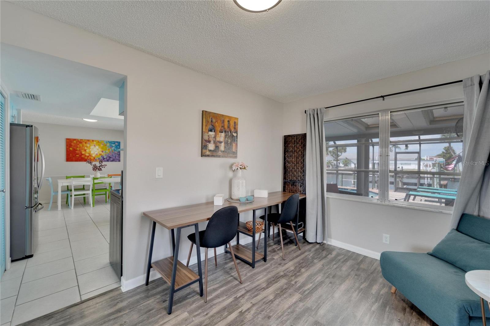 Listing photo id 8 for 1011 Spindle Palm Way