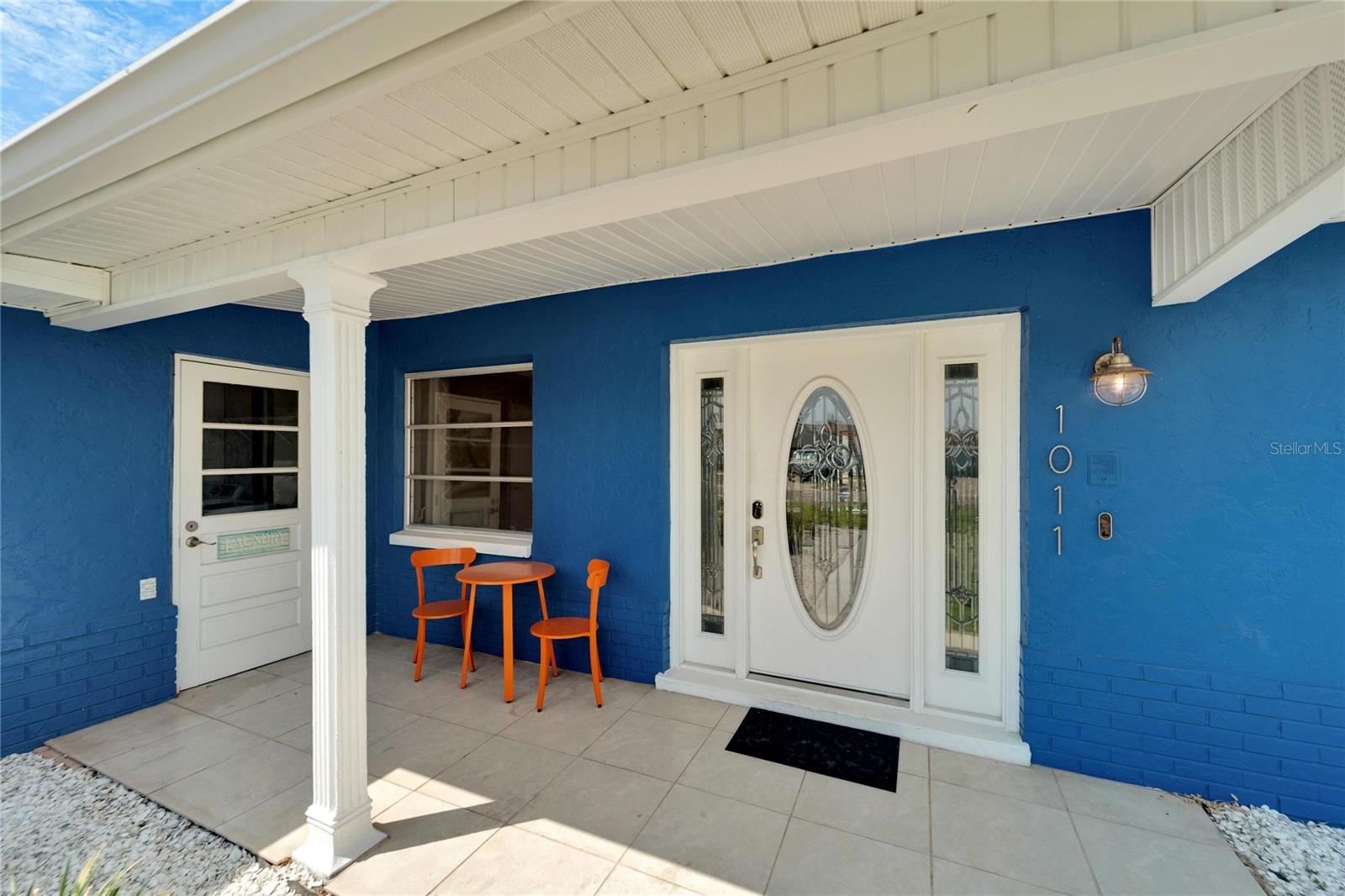 Listing photo id 48 for 1011 Spindle Palm Way