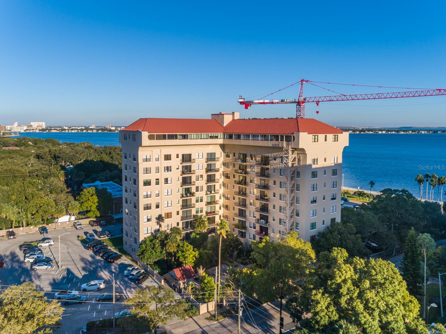 Image 22 of 46 For 2109 Bayshore Boulevard 306