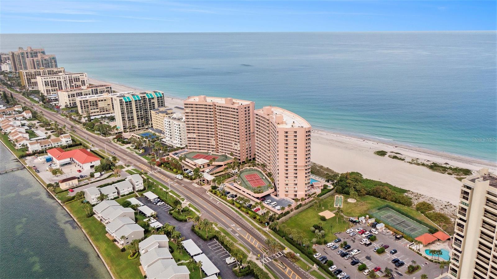 Listing photo id 27 for 1310 Gulf Boulevard 3f