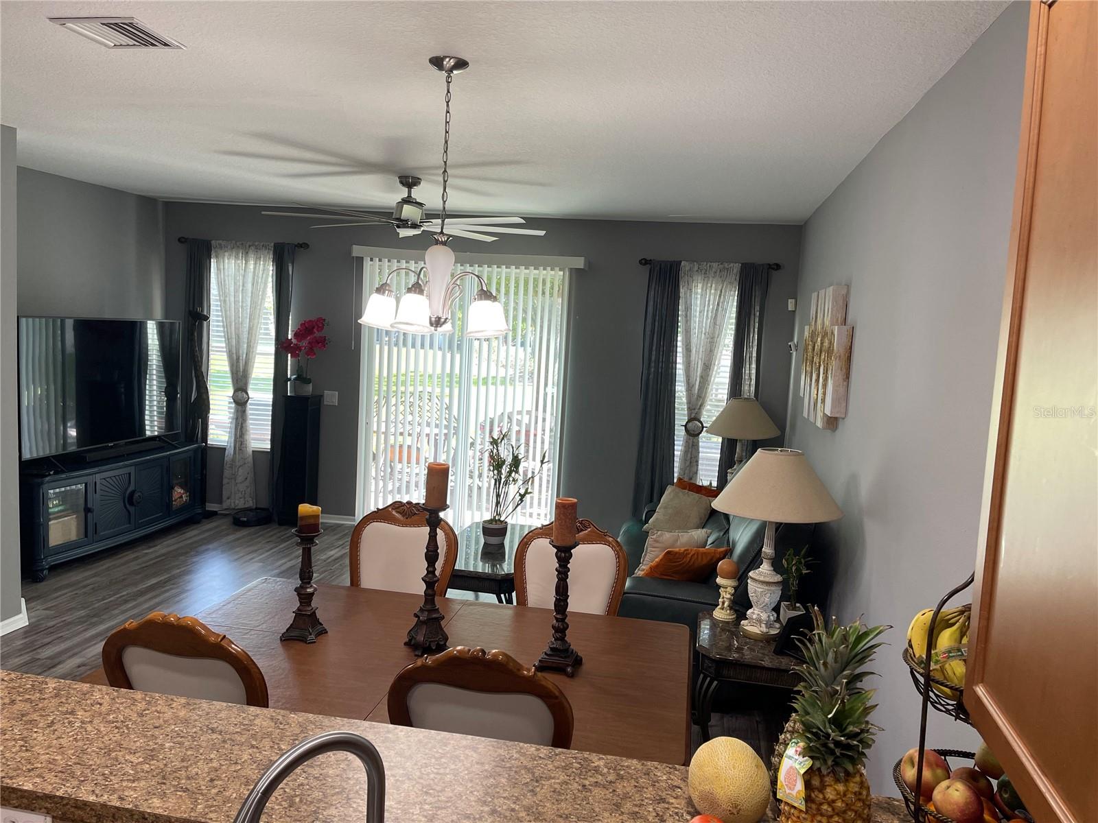 Image 11 of 47 For 6715 Holly Heath Drive