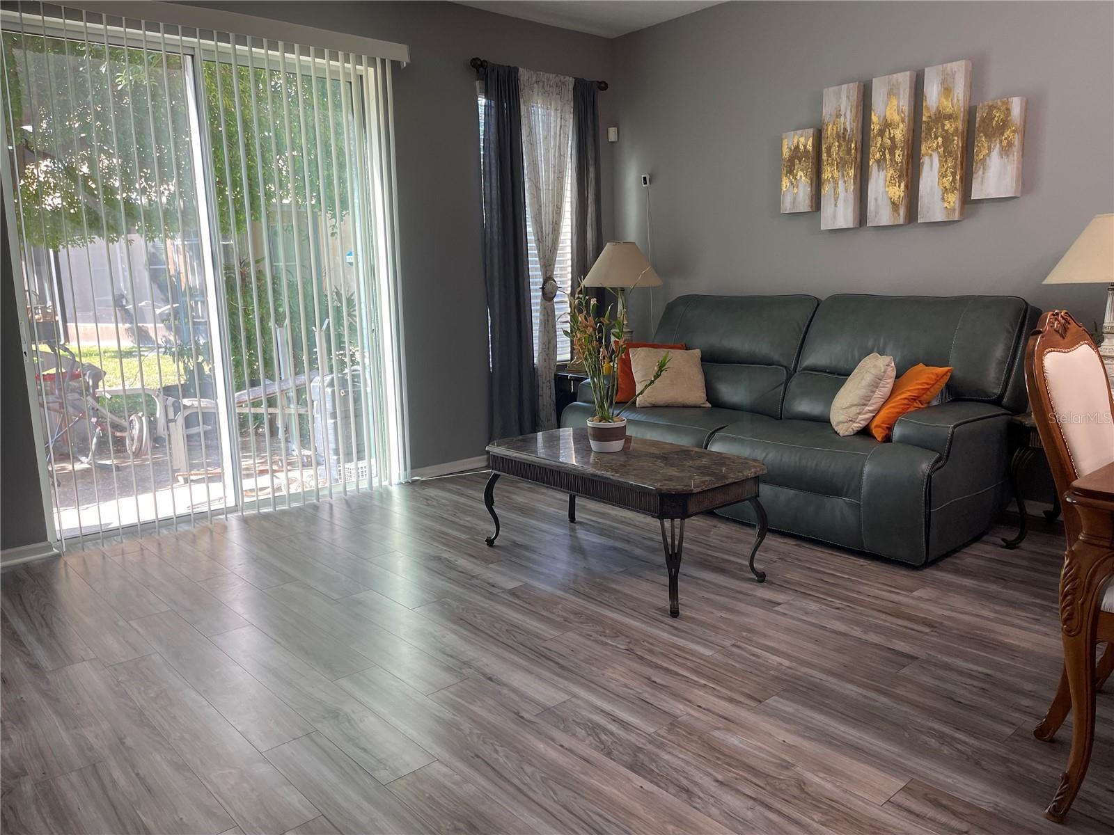 Image 6 of 47 For 6715 Holly Heath Drive