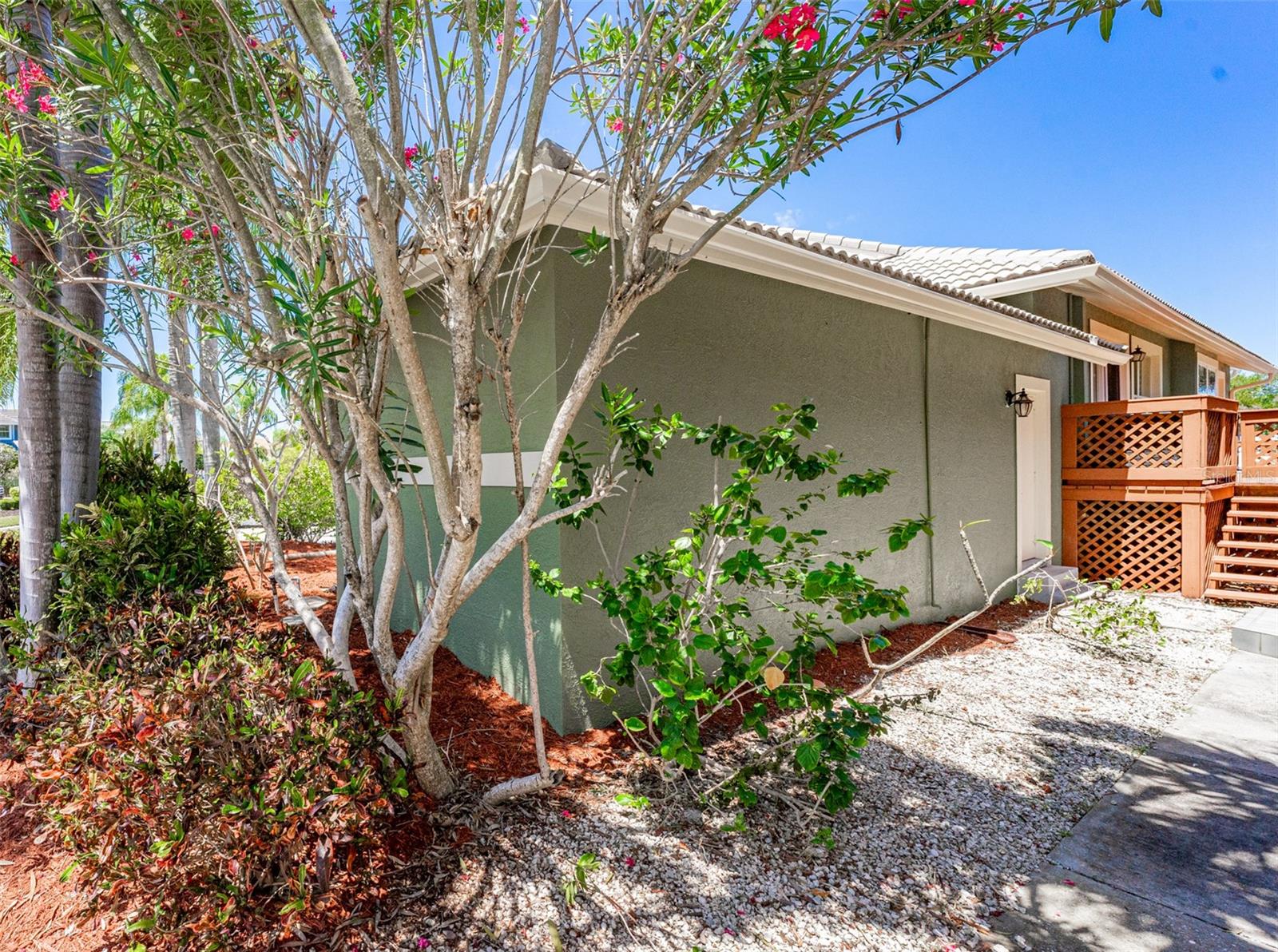 Listing photo id 63 for 835 Symphony Isles Boulevard