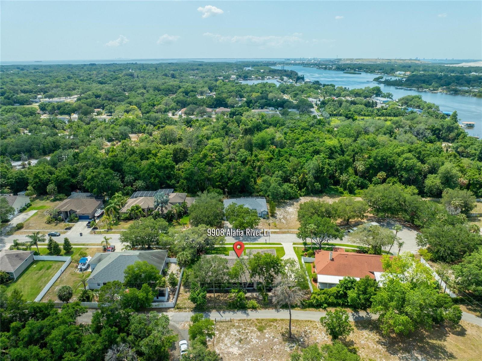 Image 9 of 52 For 9908 Alafia River Lane