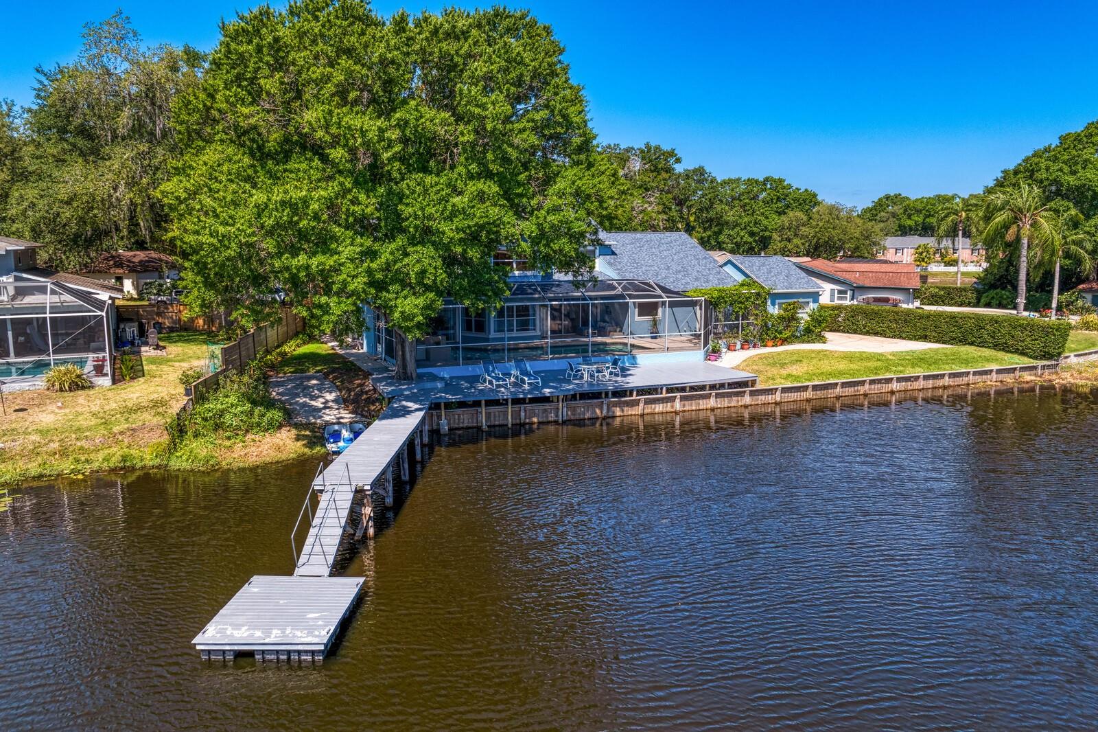 Image 80 of 81 For 13548 Lake Magdalene Drive