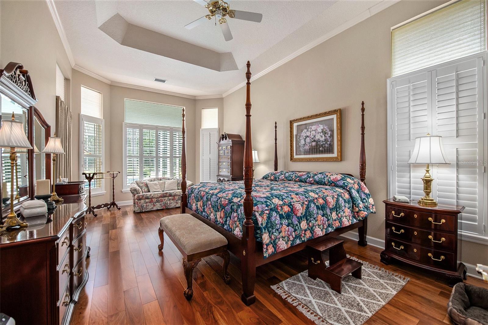 Listing photo id 24 for 8904 Magnolia Chase Circle