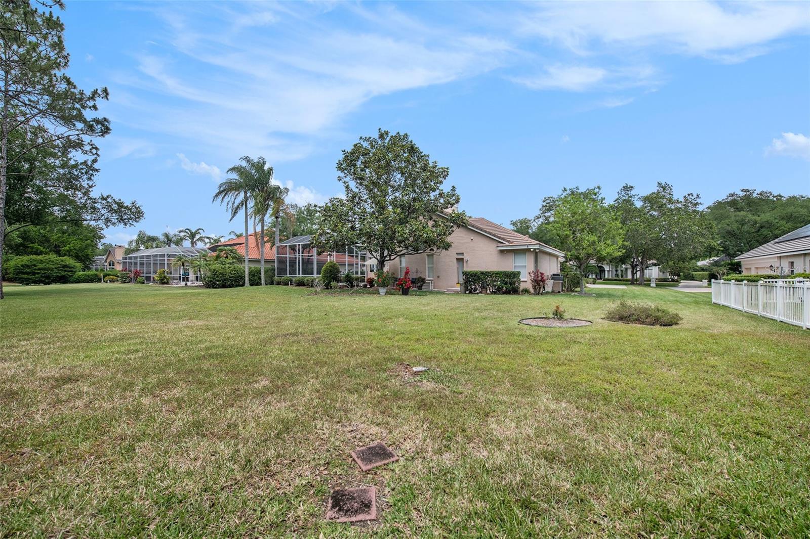 Listing photo id 46 for 8904 Magnolia Chase Circle