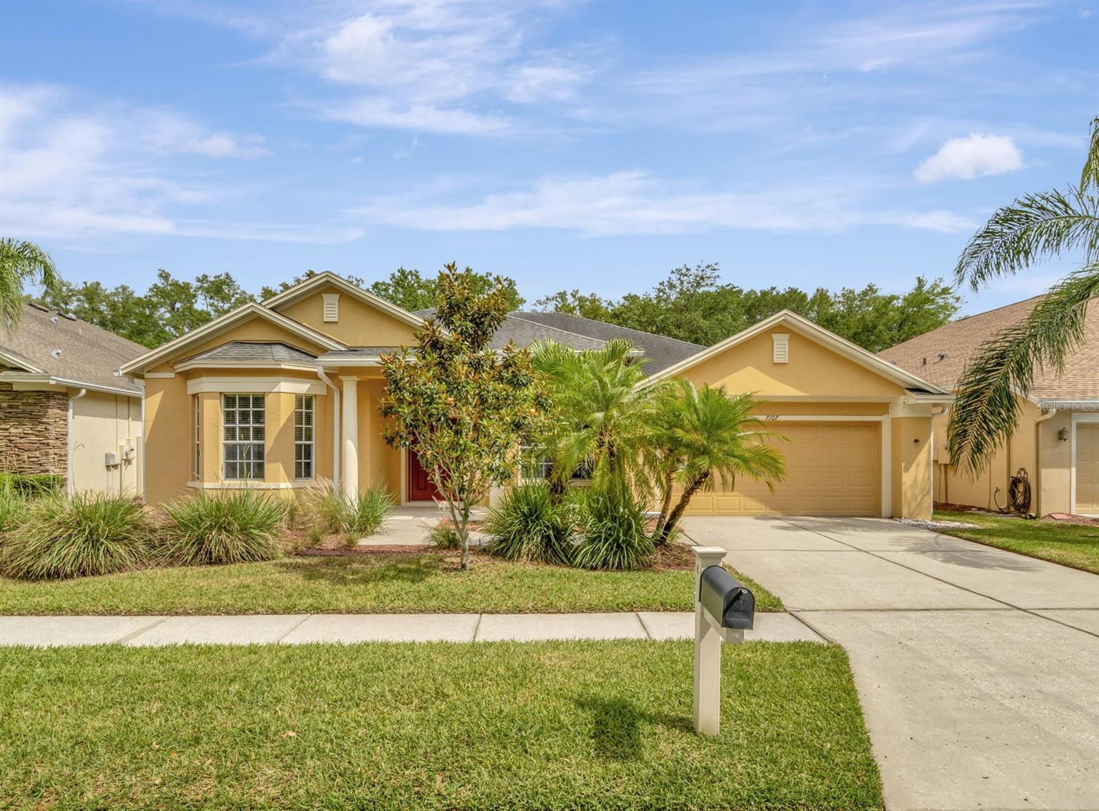 Details for 7107 Derwent Glen Circle, LAND O LAKES, FL 34637