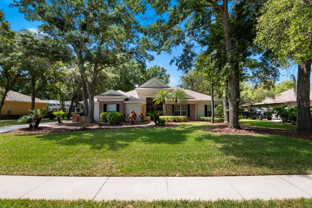 Listing photo id 55 for 6109 Kingbird Manor Drive