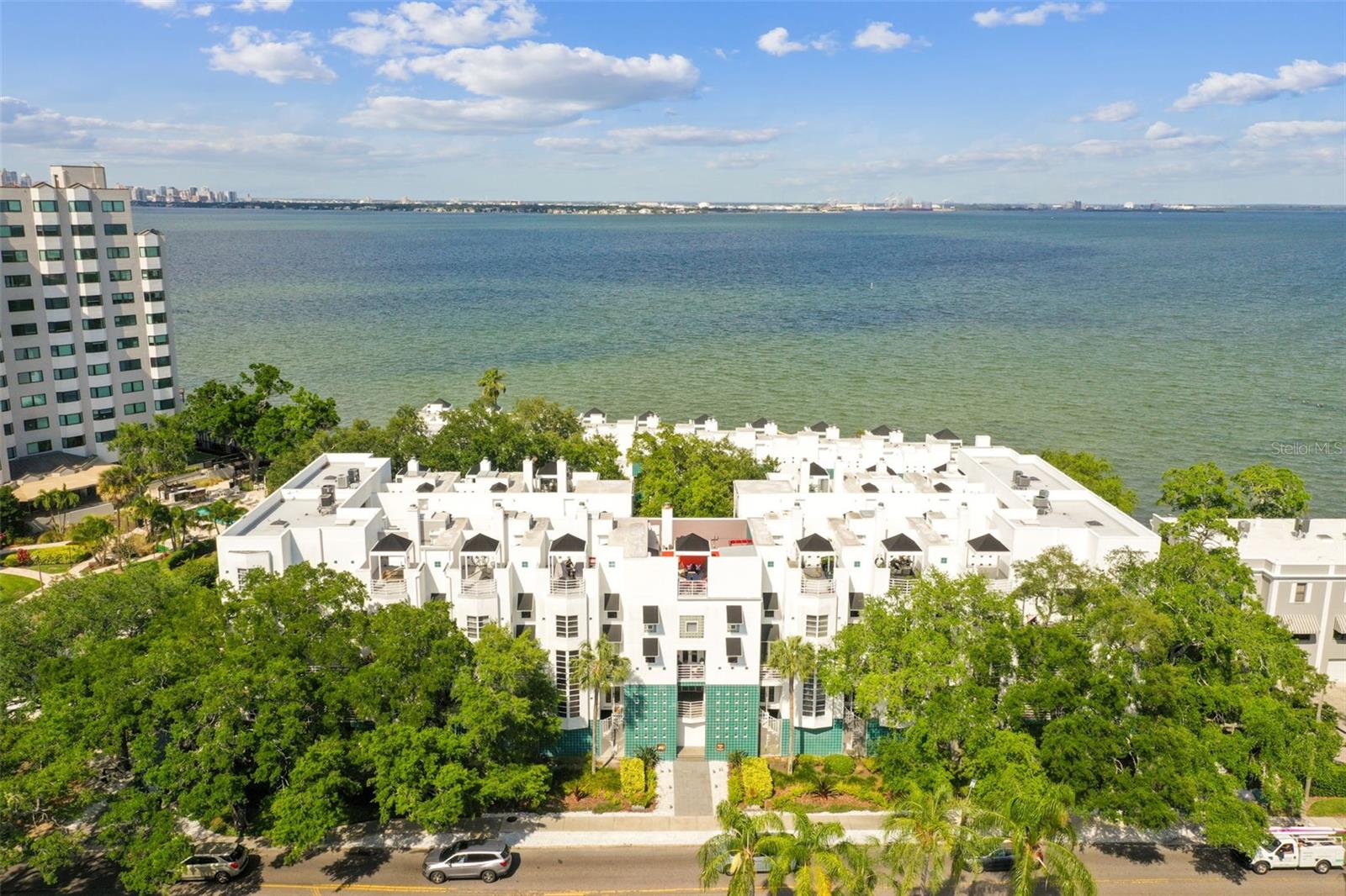 4950 Bayshore Boulevard 22