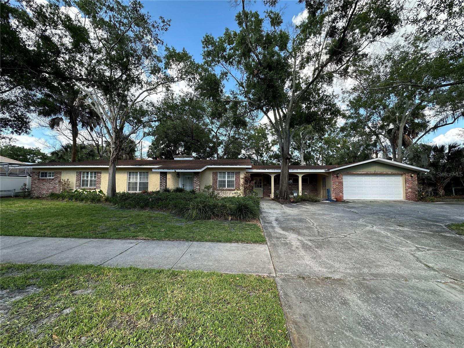 Listing Details for 2604 Dundee Street, TAMPA, FL 33629