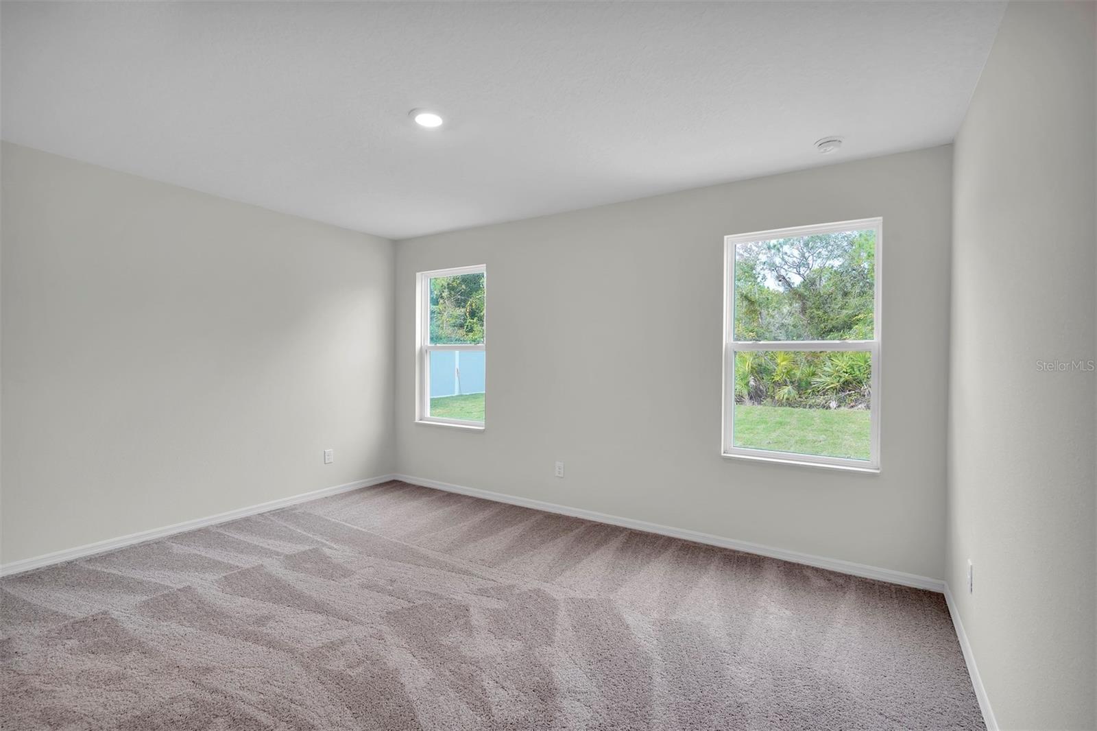 Image 11 of 18 For 616 Marion Oaks Boulevard