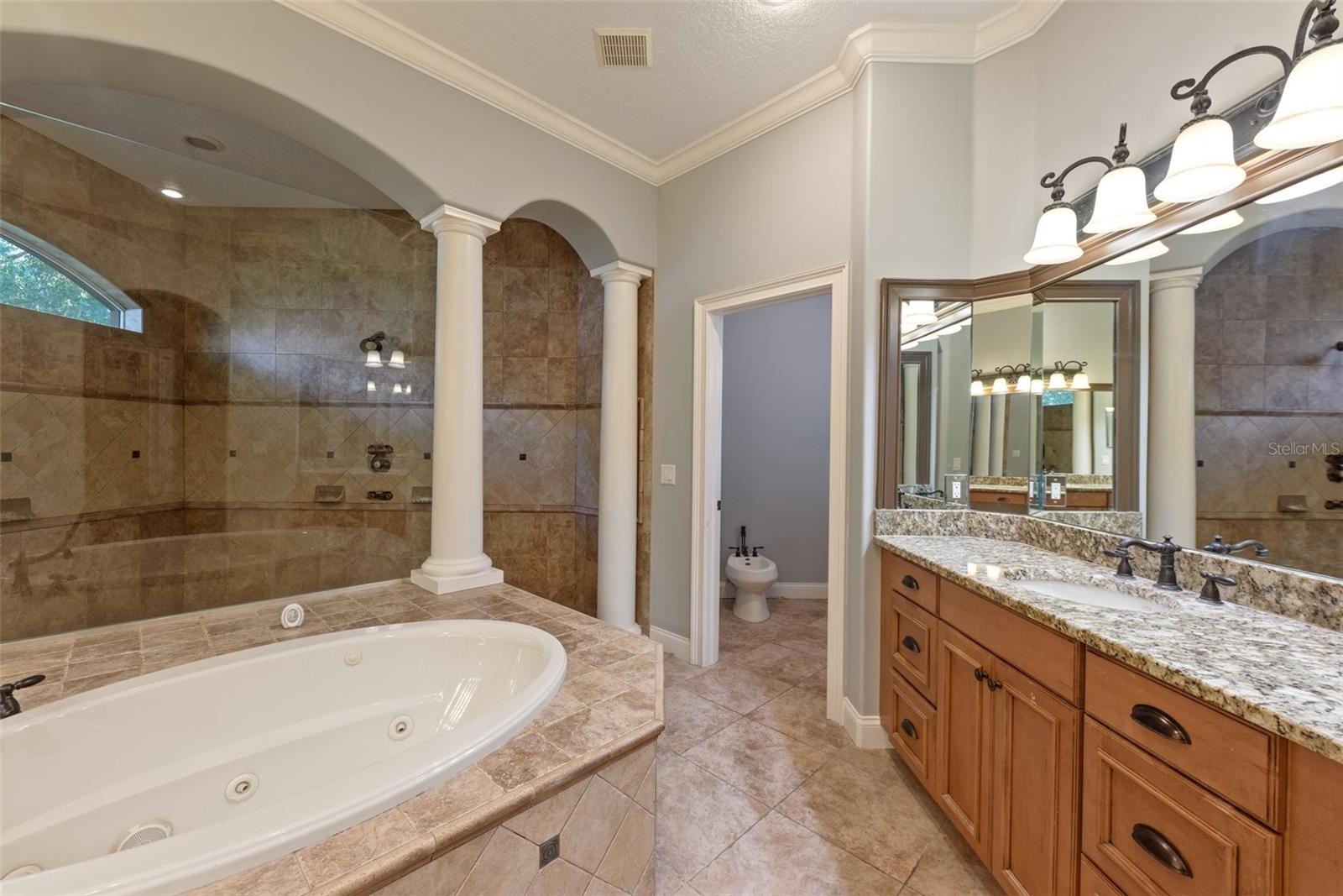 Listing photo id 39 for 6222 Wild Orchid Drive