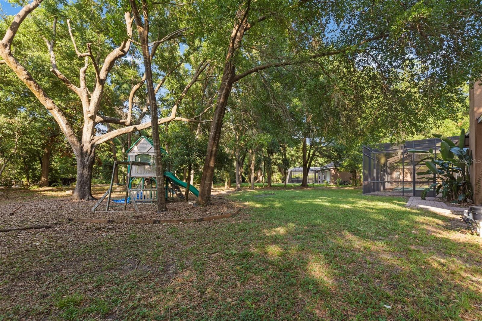 Listing photo id 77 for 6222 Wild Orchid Drive