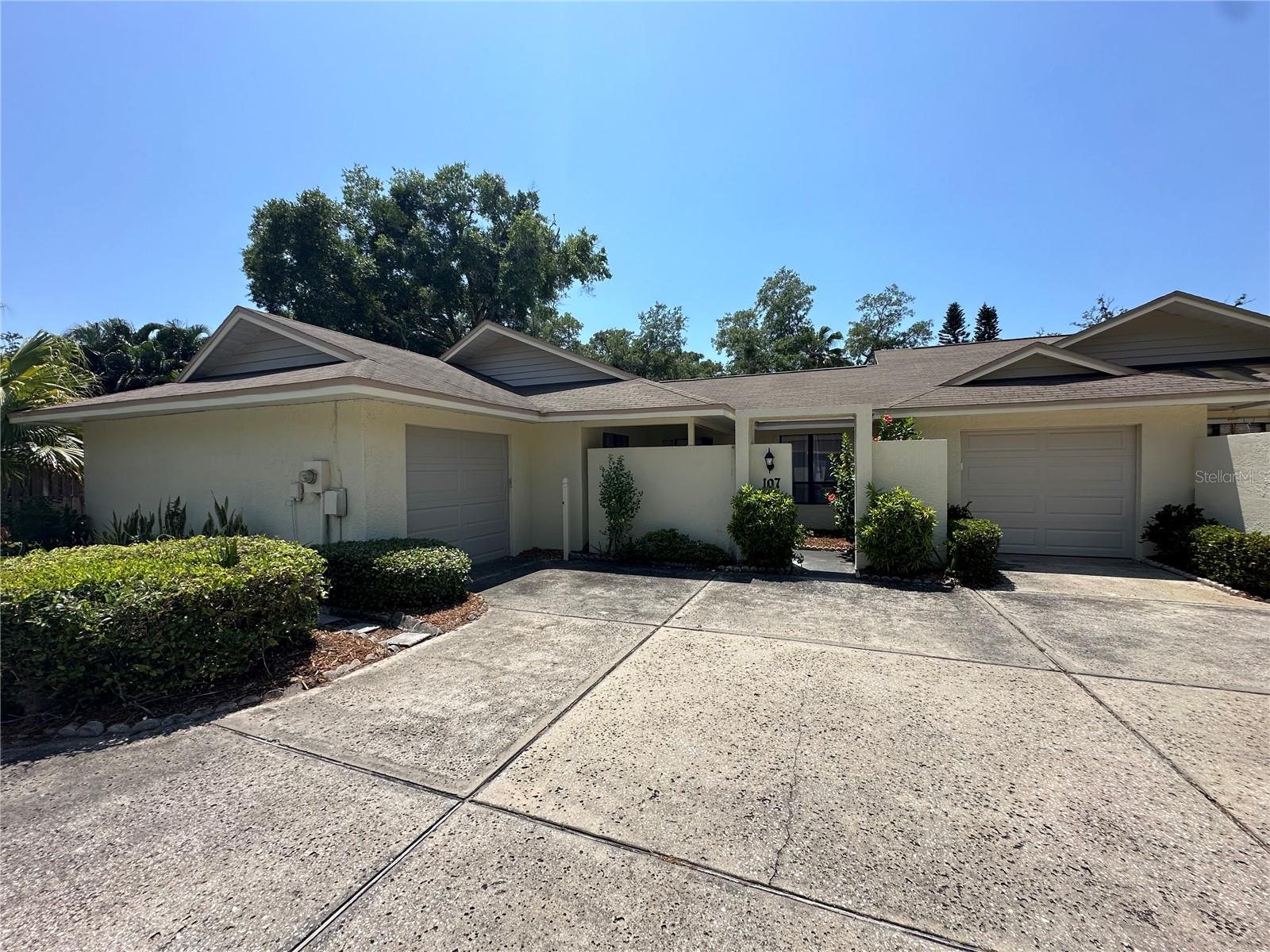 Details for 107 Parkside Colony Drive, TARPON SPRINGS, FL 34689