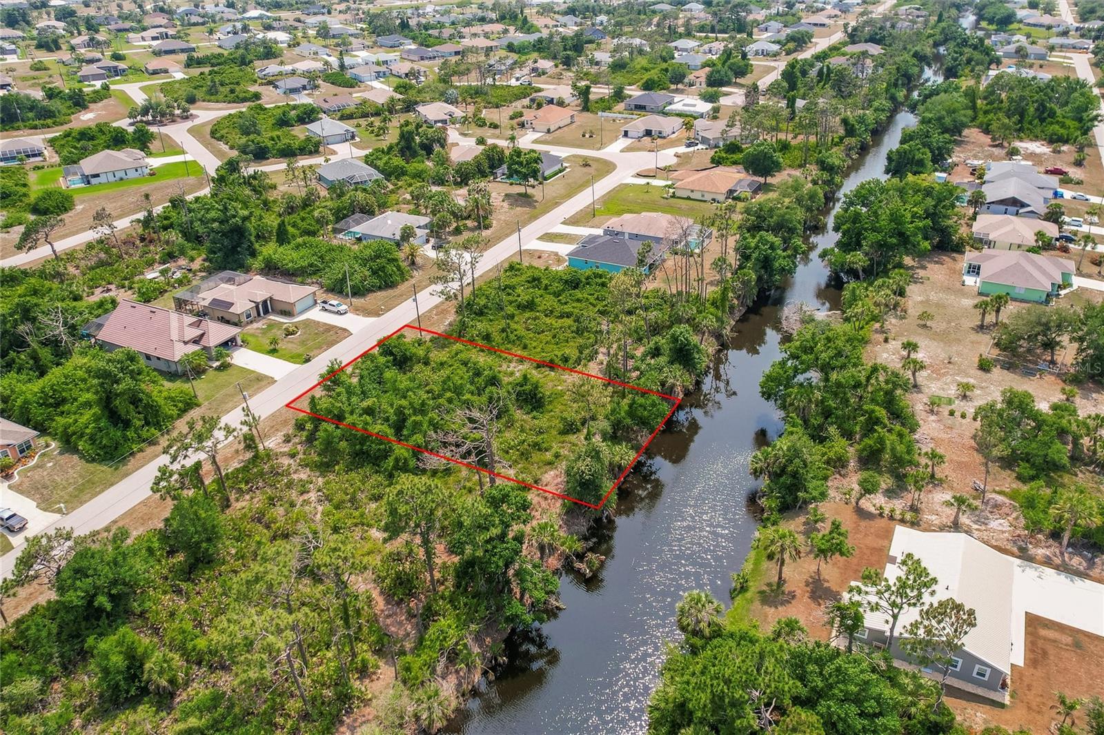 Image 3 of 16 For 136-138 Linda Lee Drive