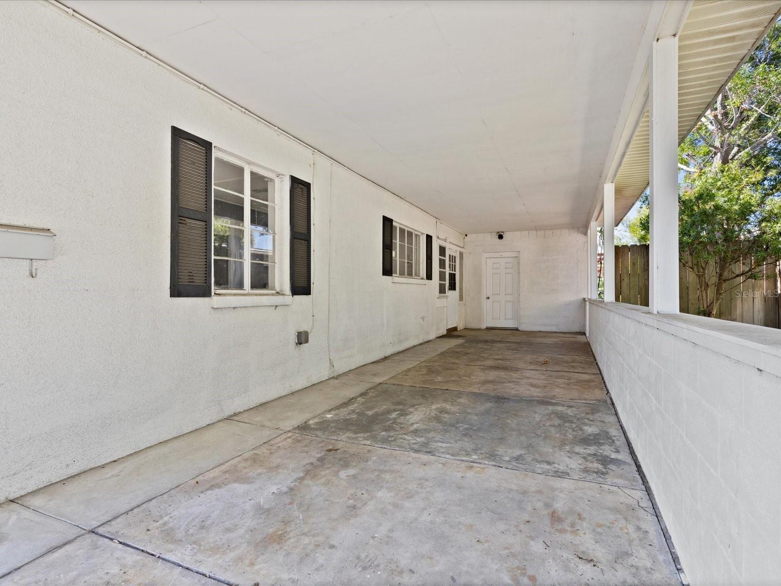 Image 8 of 54 For 4824 Flamingo Road