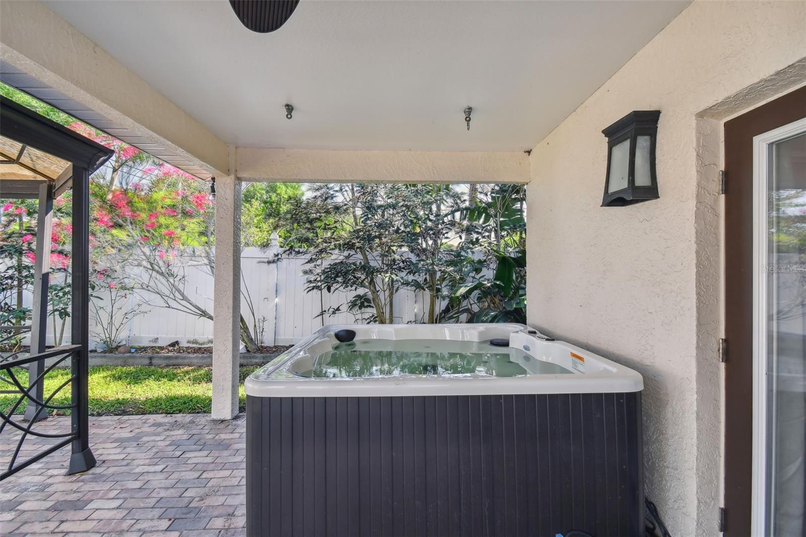 Listing photo id 37 for 2790 Pinellas Point Drive S