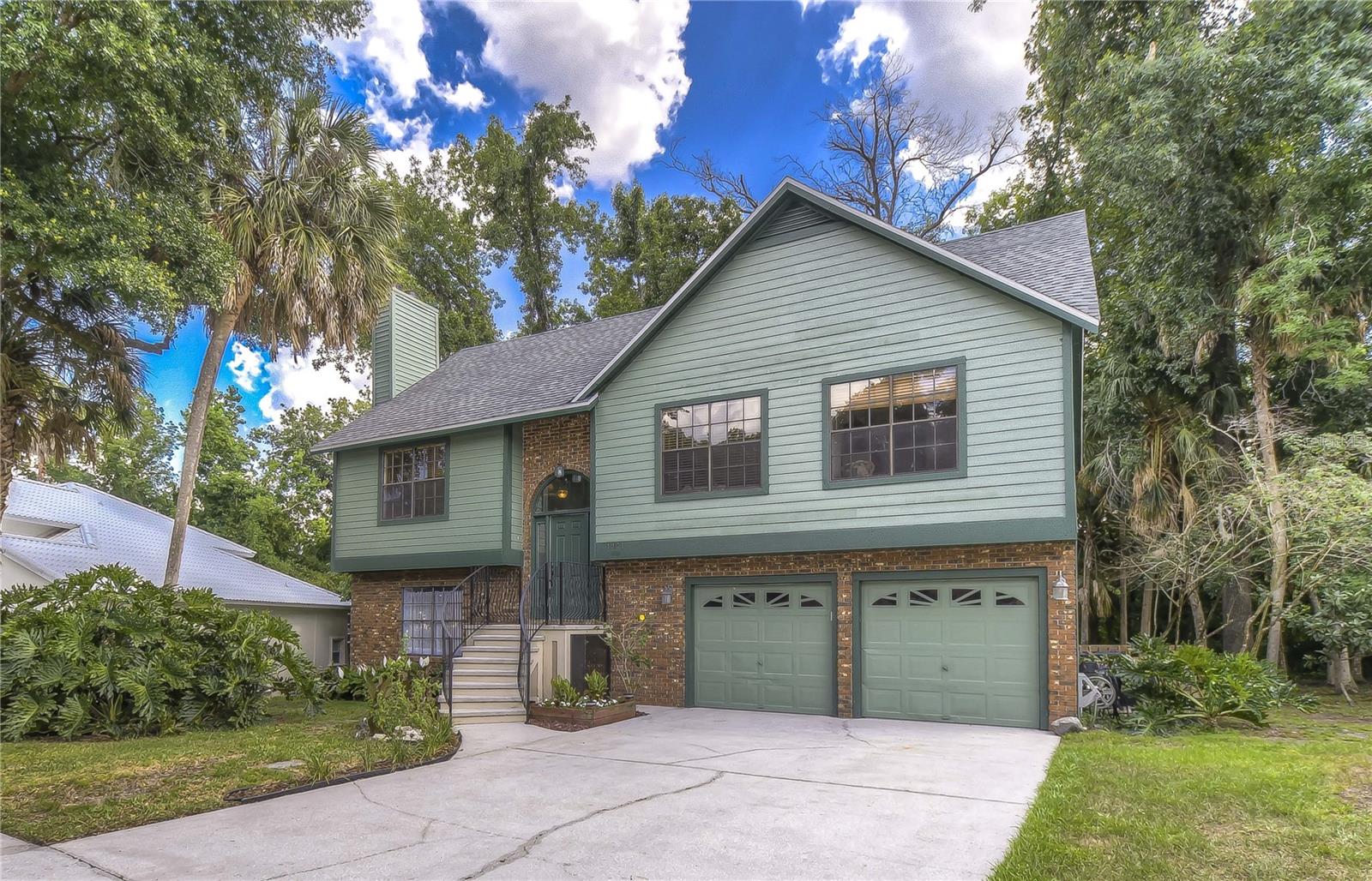 Details for 1921 River Crossing Drive, VALRICO, FL 33596