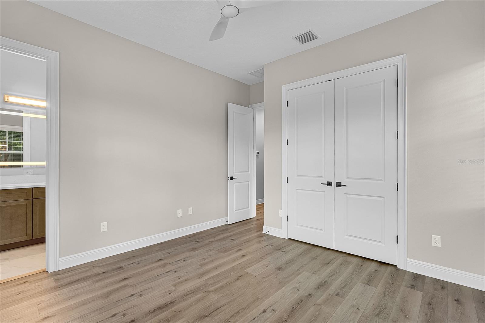 Image 59 of 71 For 2823 4th Avenue N