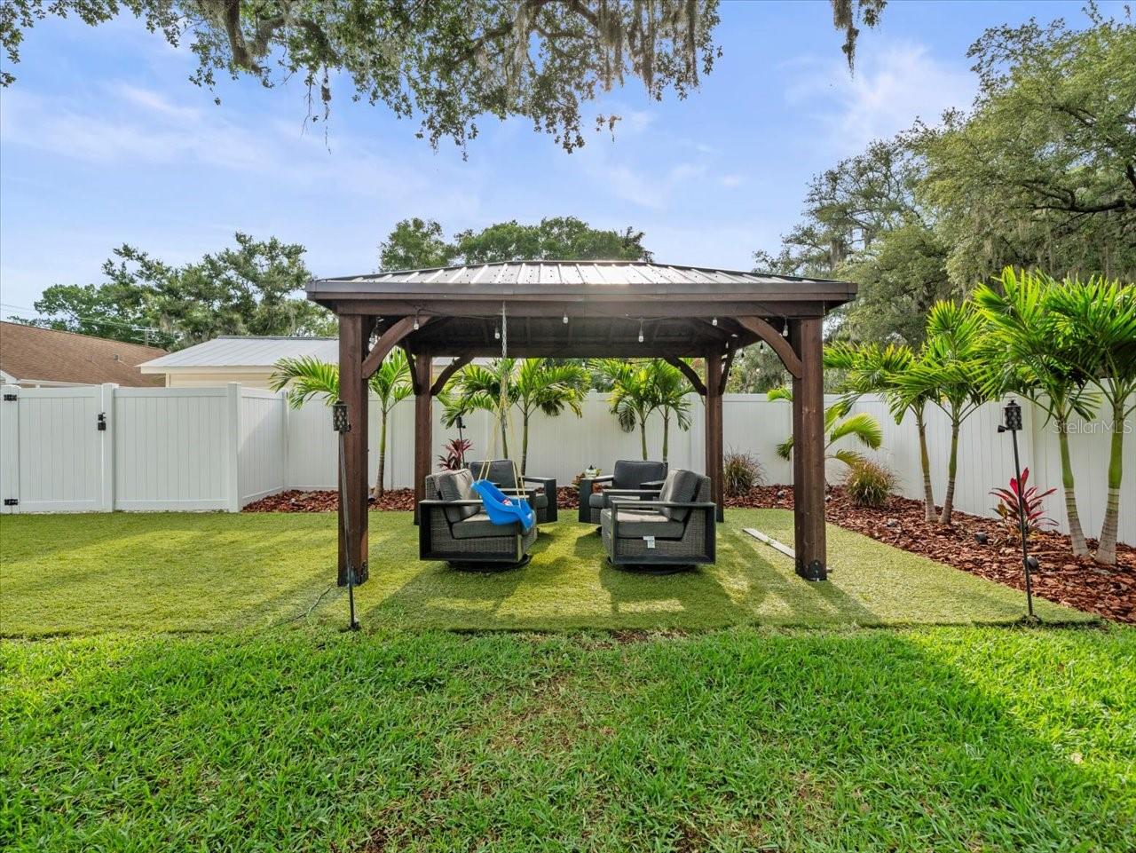 Listing photo id 65 for 3211 Moran Road