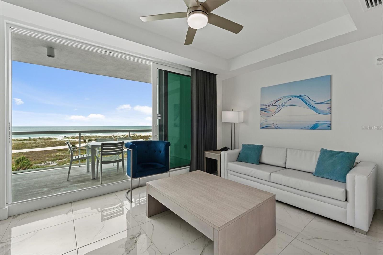 Listing photo id 9 for 11500 Gulf Boulevard 610