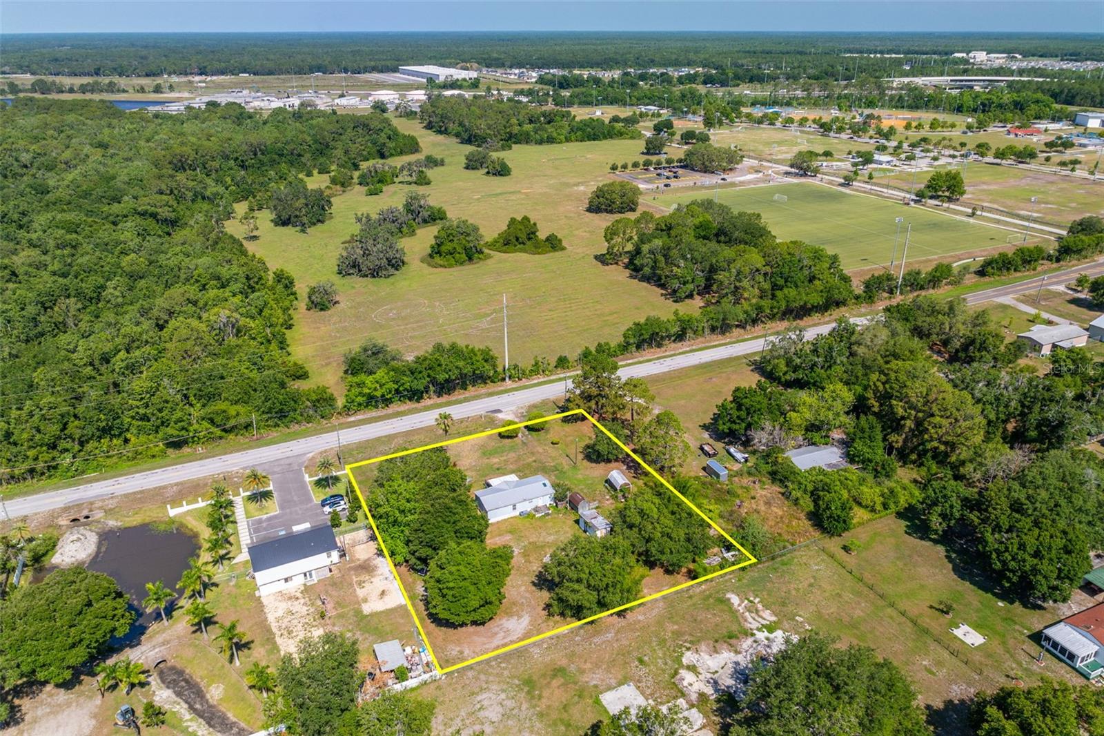 Listing photo id 8 for 7308 Boyette Road