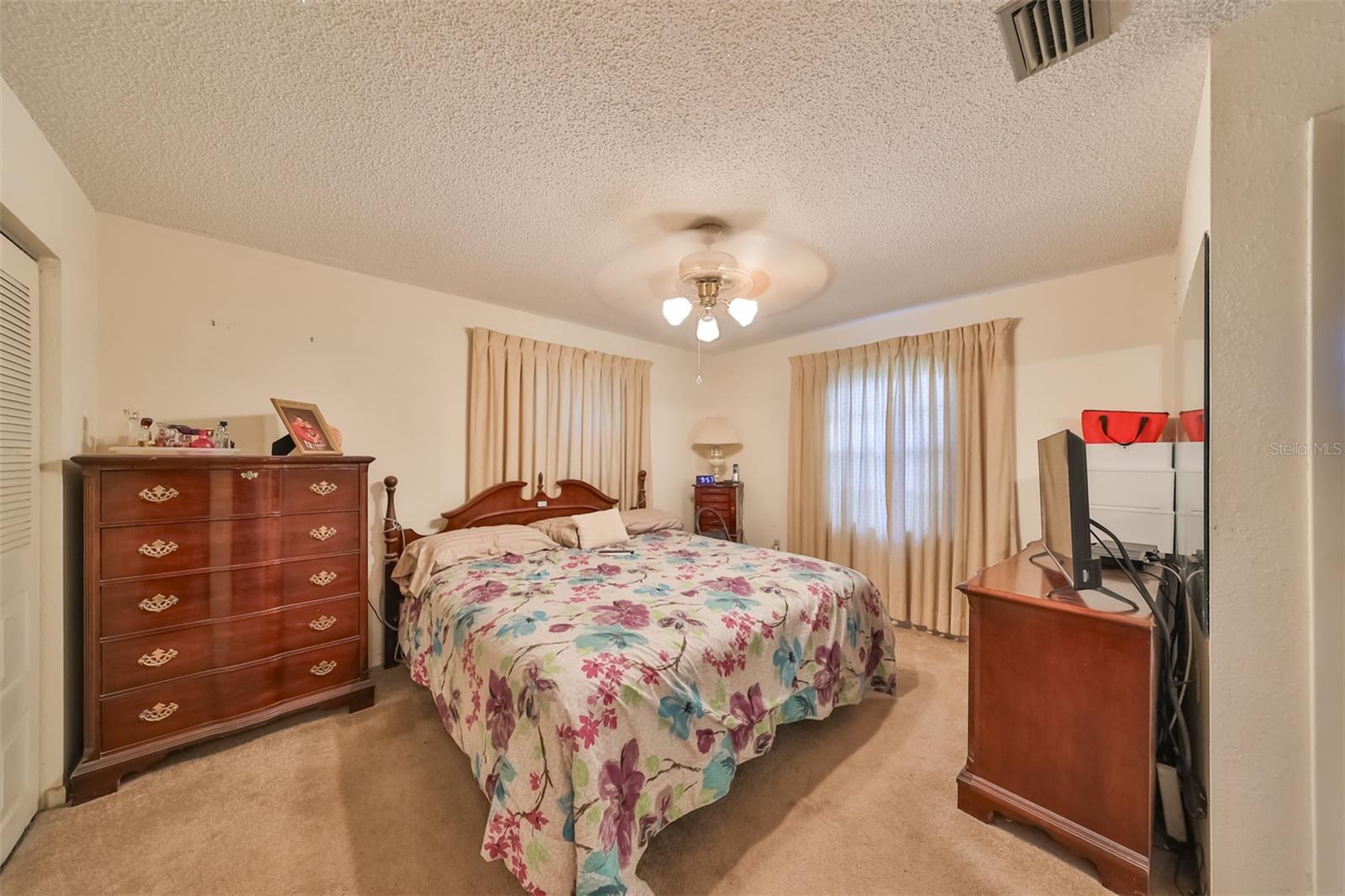 Listing photo id 49 for 12922 672 Highway